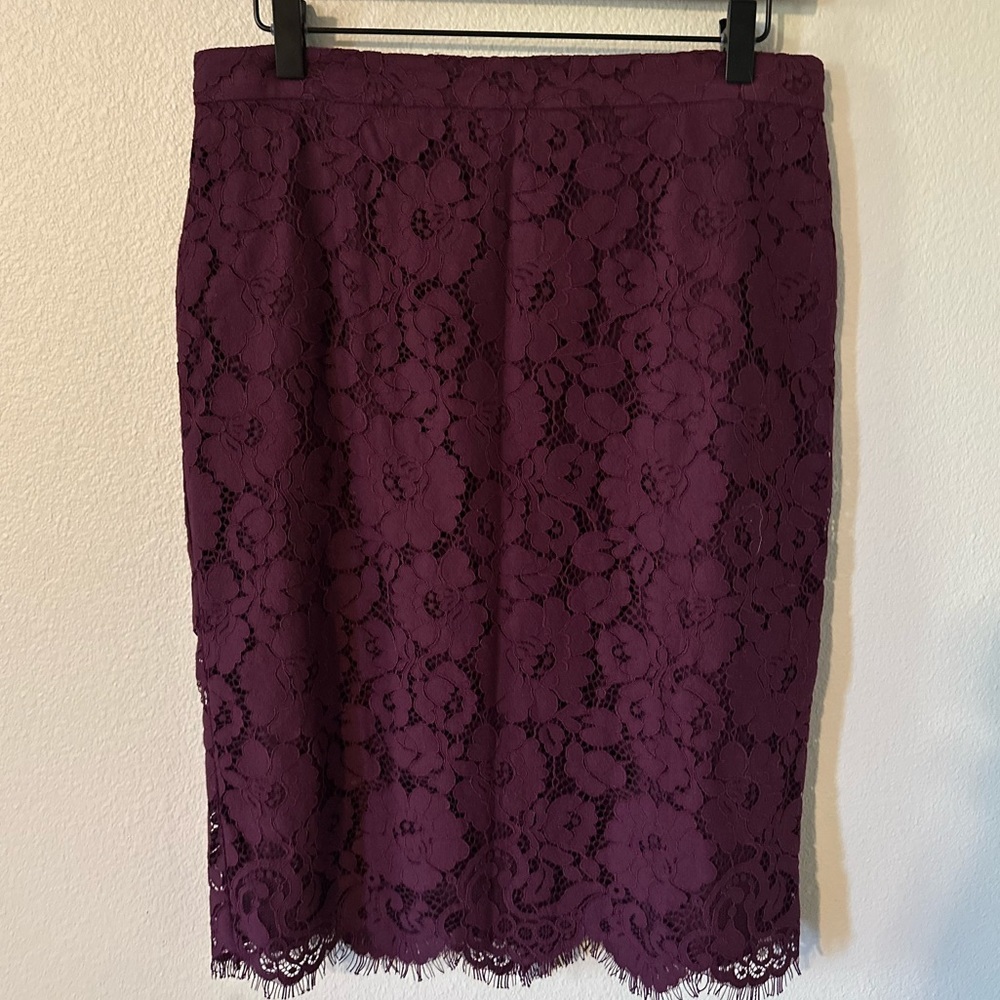 Ann Taylor Lace overlay pencil skirt